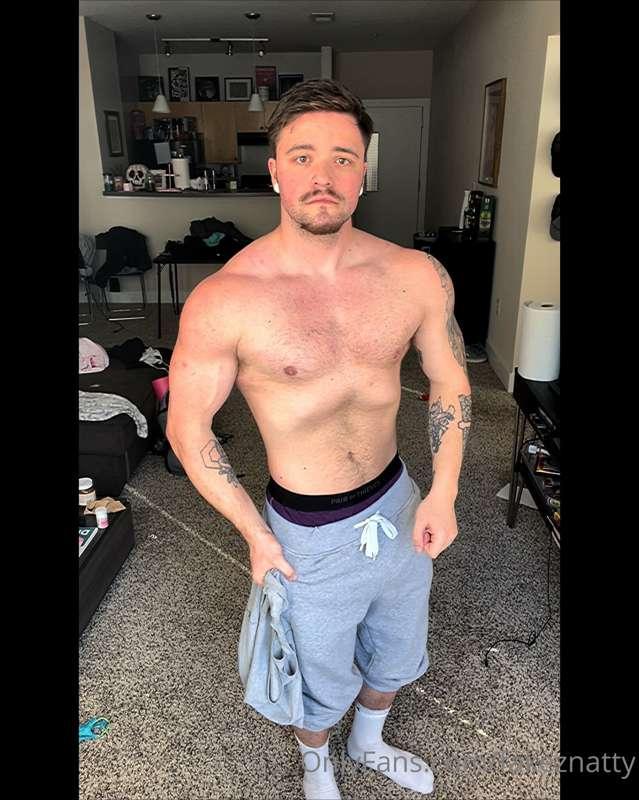 little photo dump. Gotta cut 10 more lbs for summer 😎 🔥