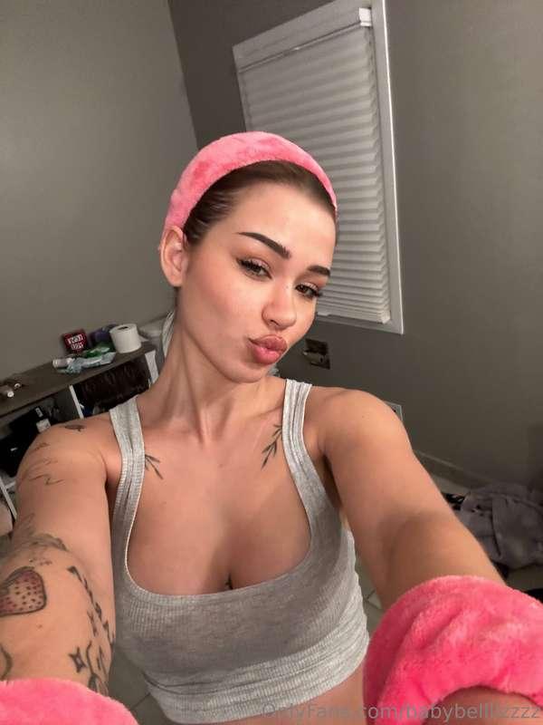 Do you think i'm pretty? 🥰