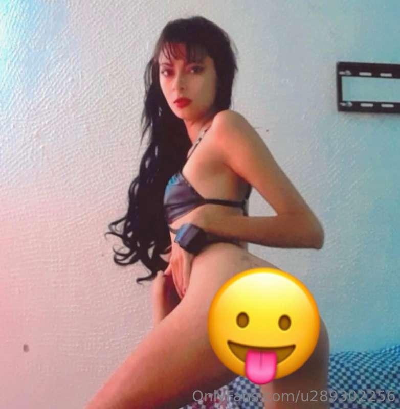 Sigan a mi amiga @barbiegodness 🔥🥰 tiene contenido mas explí..