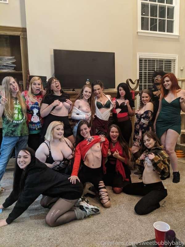 Christmas party gone wild ;) 💚❤️💚