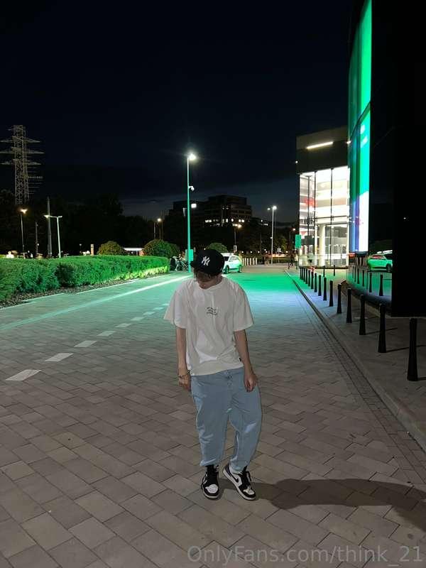 🌃