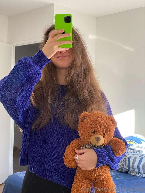 I can’t leave them in stories, I feel so cute today!!