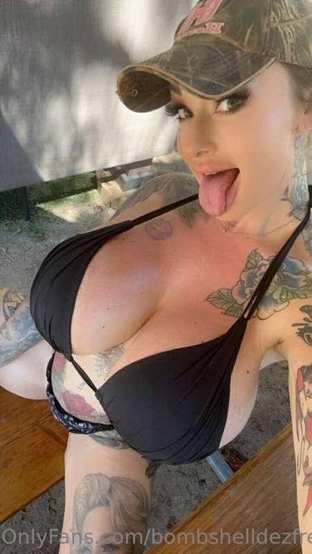 let me taste every drop of your cum baby!VIP @bombshelldez 