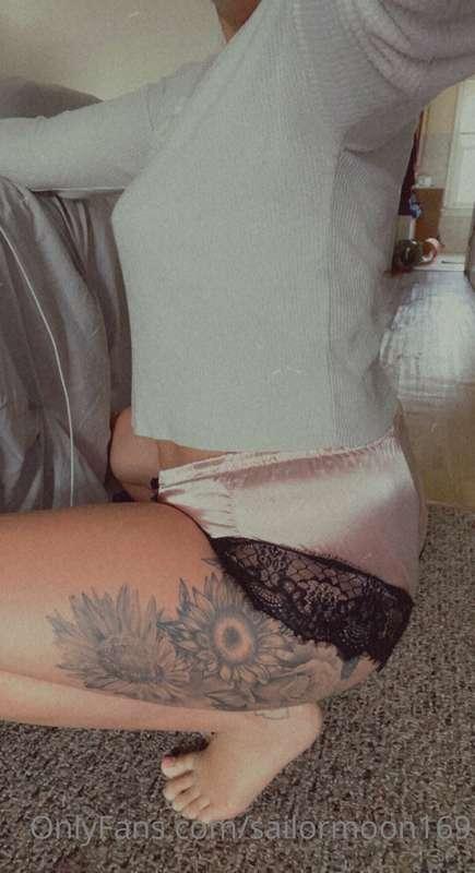 👣🍑