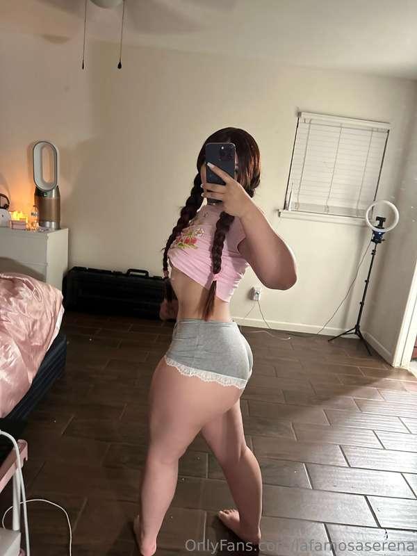 lafamosaserena image #0
