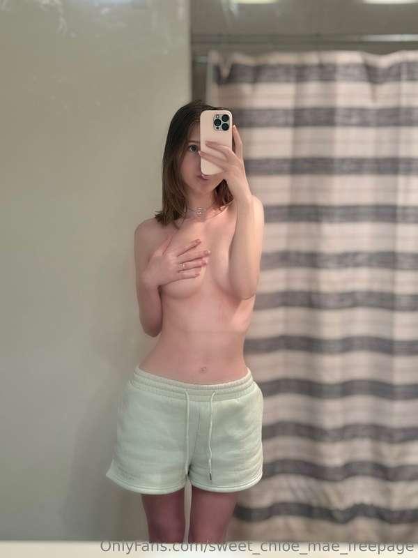 Just me… and a reflection of what you wish you could touch👀