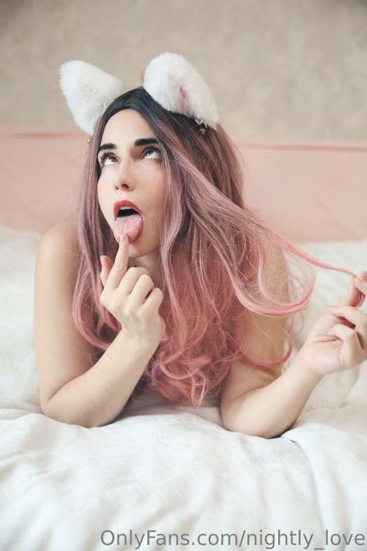 𝐀𝐥𝐰𝐚𝐲𝐬 𝐝𝐫𝐞𝐚𝐦 𝐚𝐧𝐝 𝐬𝐡𝐨𝐨𝐭 𝐡𝐢𝐠𝐡𝐞𝐫 𝐭𝐡𝐚𝐧 𝐲𝐨𝐮 𝐤𝐧𝐨𝐰 𝐲𝐨𝐮 𝐜𝐚𝐧 𝐝𝐨. 𝐃𝐨 𝐧..