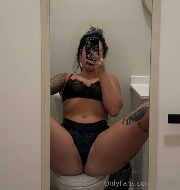 I wanna spread them open for you