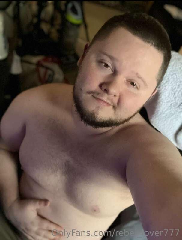 someone come rub my belly