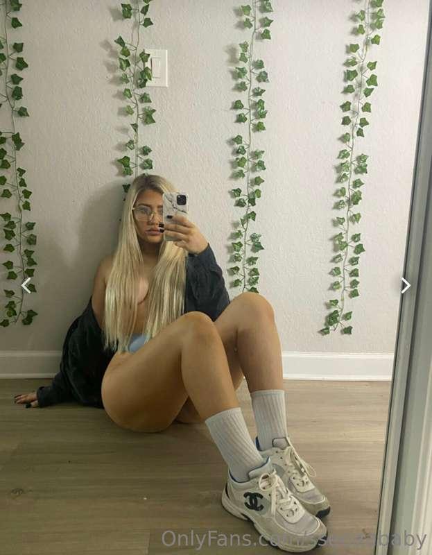 👅