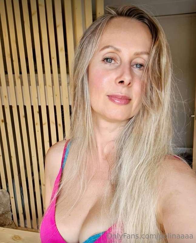 🟢She @onlyfans-jelly is ready for your cock🟢Naughty mommy wh..