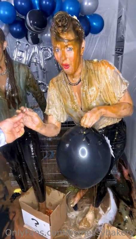 bsmessybakery image #11