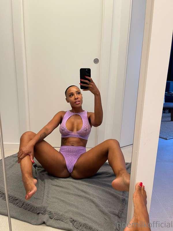 Lick me whole