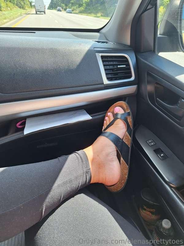 elenasprettytoes image #4