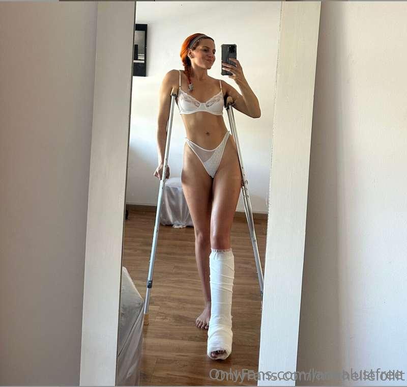 MY FRIEND IS AN ATHLETE AND SHE WAS INJURED ❤️‍🩹🦶🇦🇷@michelle..