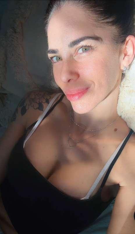 Your mom? Your virtualgirlfriend? Or your mistress??🖤