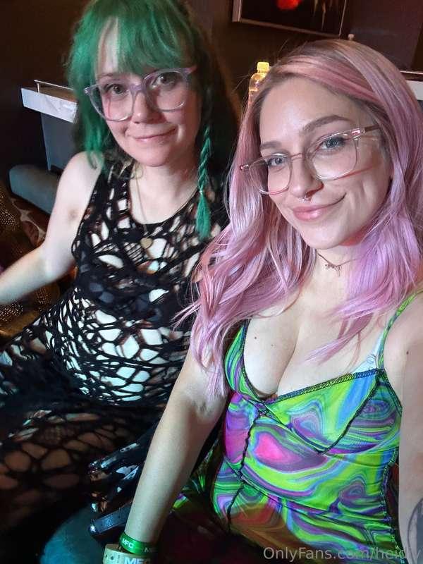 dream date with us?#girlgirl #sfw @charliewebb