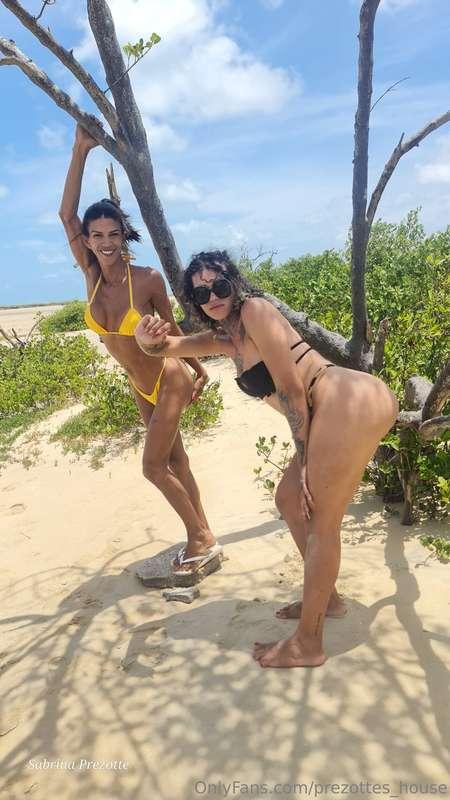 on the beach @tsdanisantos
