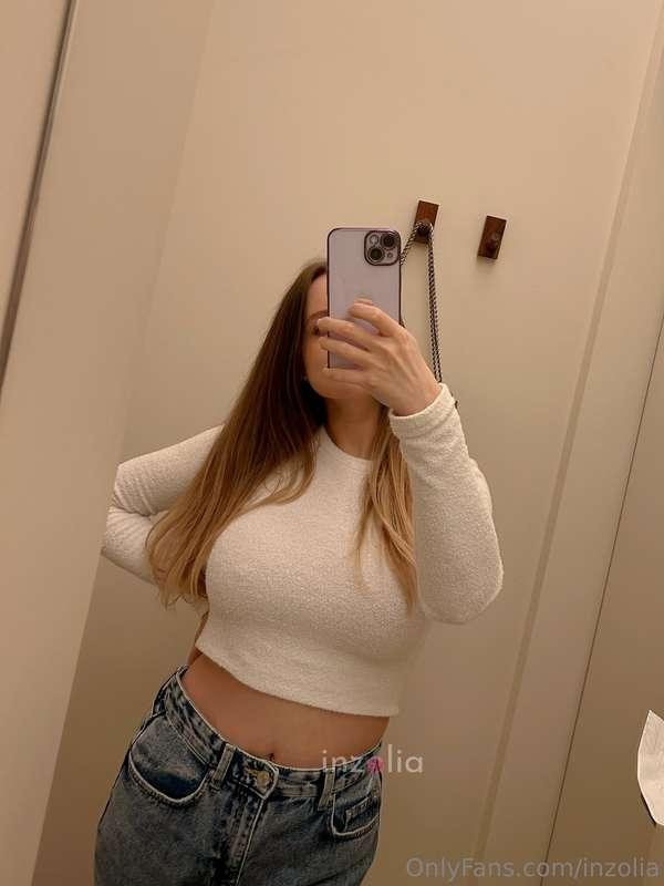 Can I send you bathroom selfies? 😜