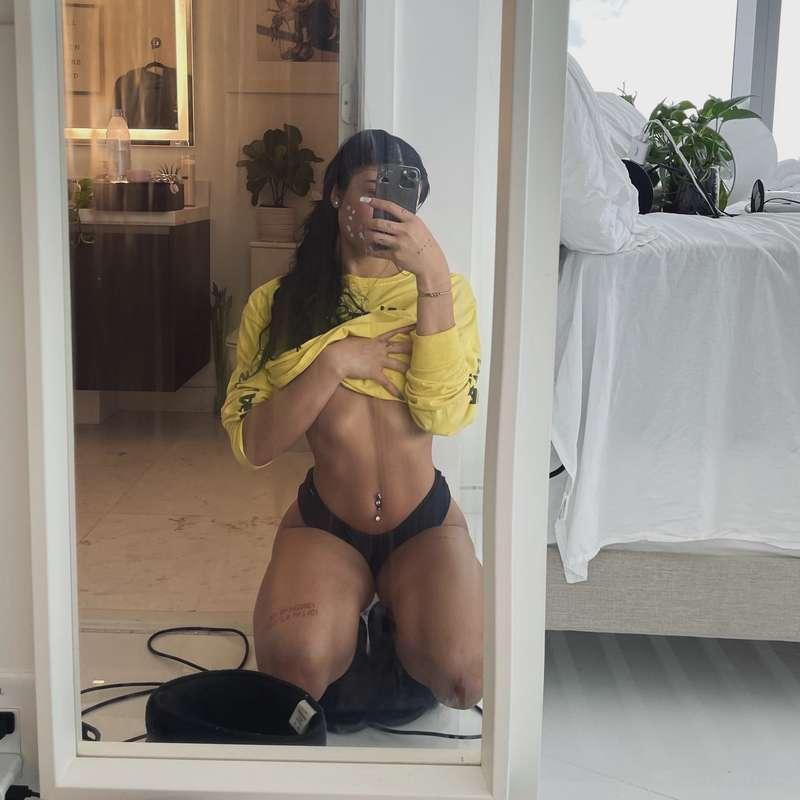 rainy days at home🥰  
what do you like to do when it's gloom..