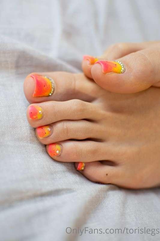 torislegs image #17