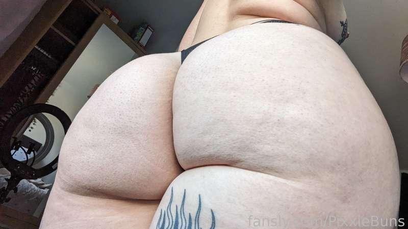 pixxiebuns image #1