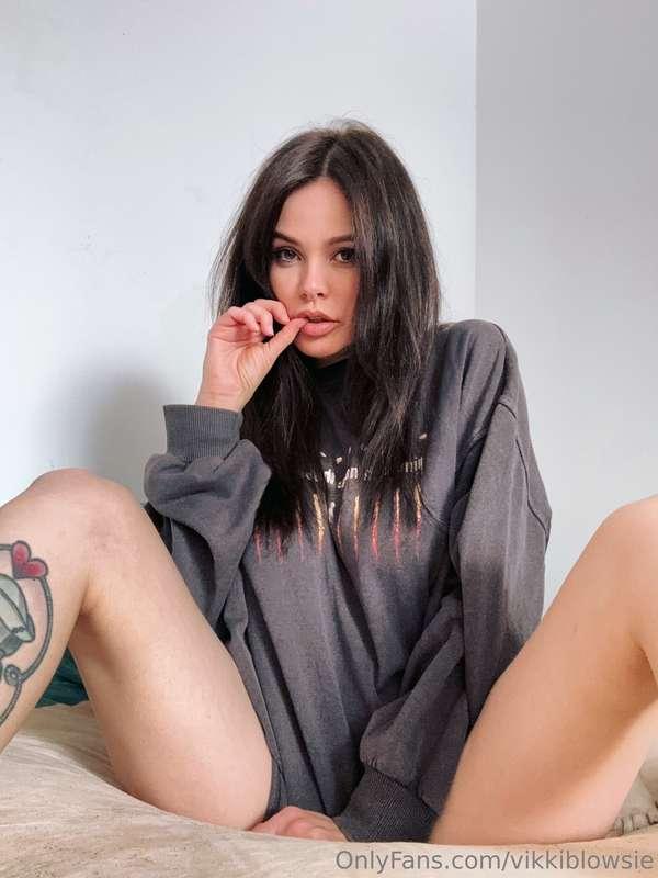 Having a cozy day at home … wbu? 