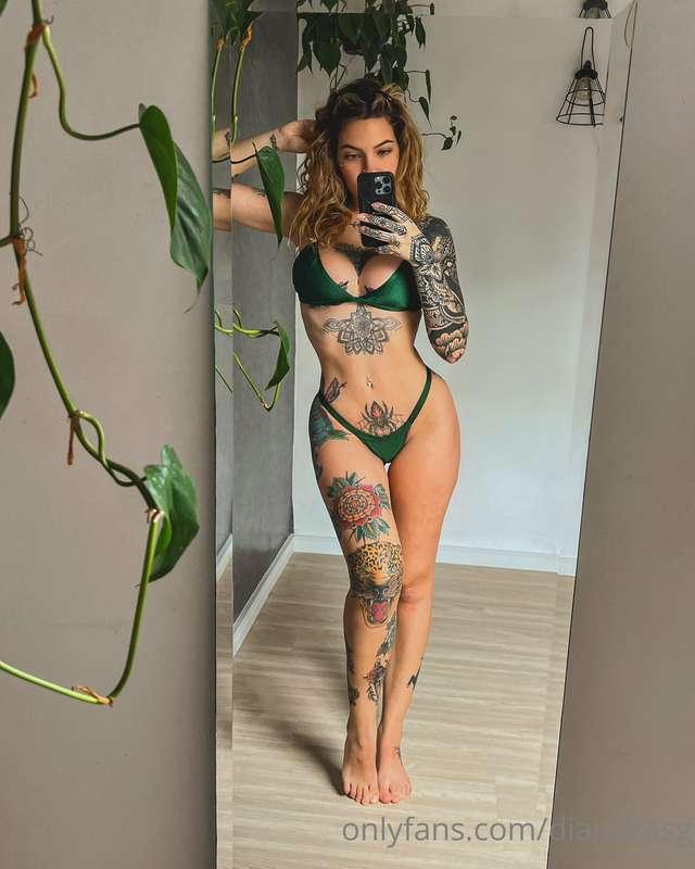 Should I spend the day sending you naughty pics again? 😋 