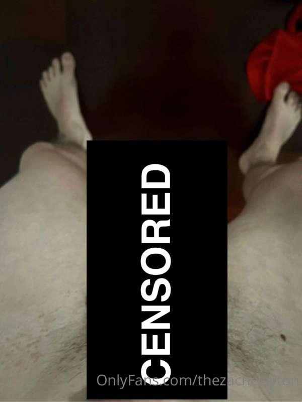 from the personal files 🍆👀 and yah that’s my underwear on th..