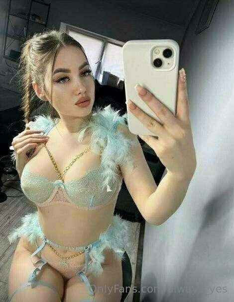 @chloe_taylorr @chloe_taylorr
How about we explore some adve..