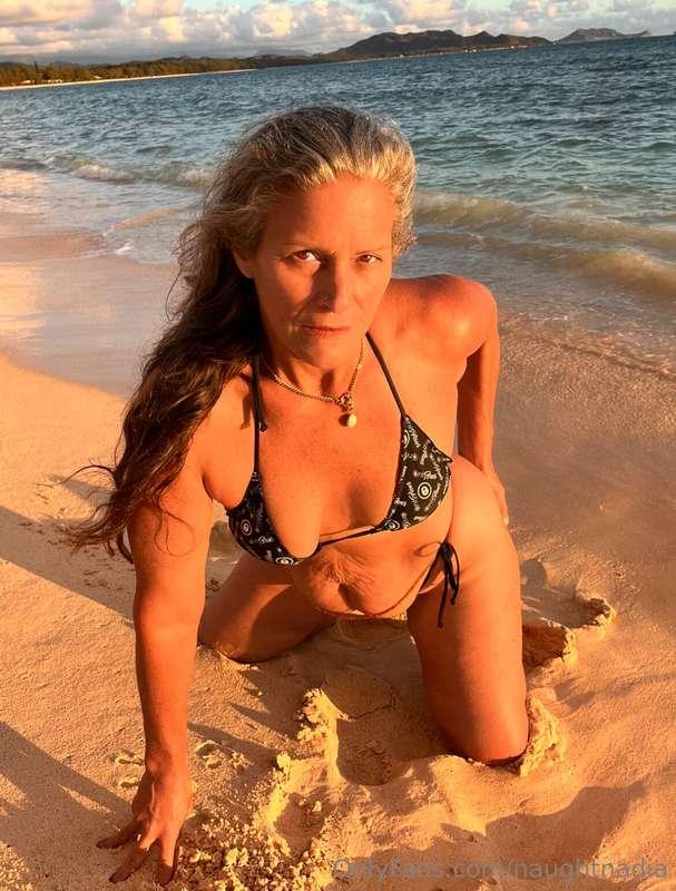 naughtnadia image #2