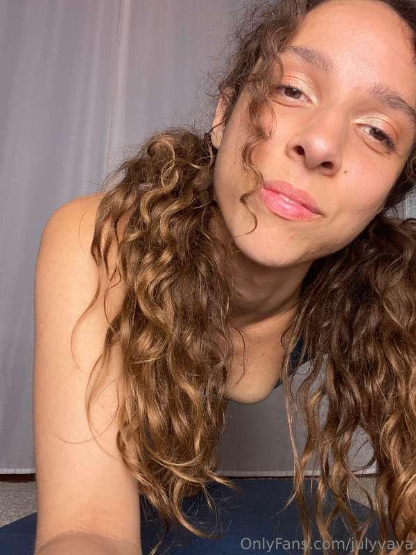 I just wanted to say a sweet hello until I realized my boob ..