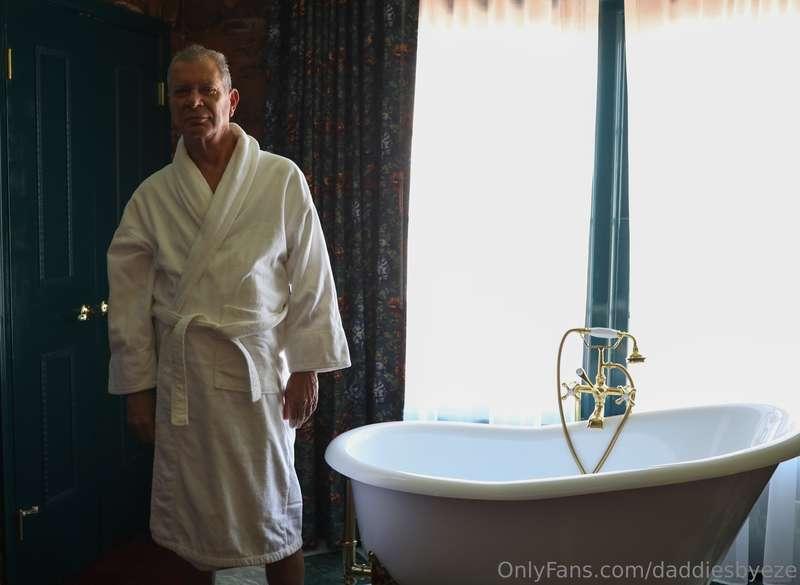 David takes a bath 1…