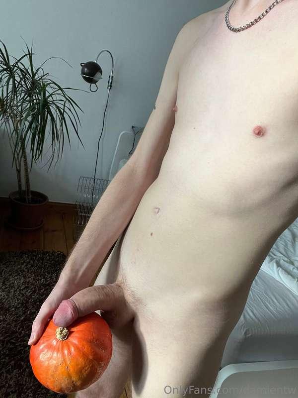 damientw image #0