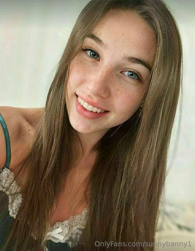 ⚠️The hottest student @aminashy 🌶just started her sex life a..