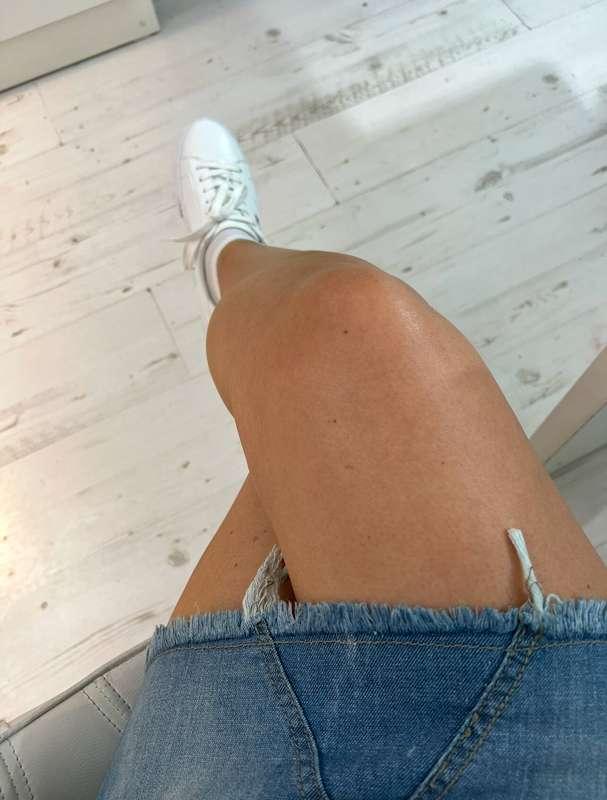 Want to see more above 👅🔥.@sweetdahy 