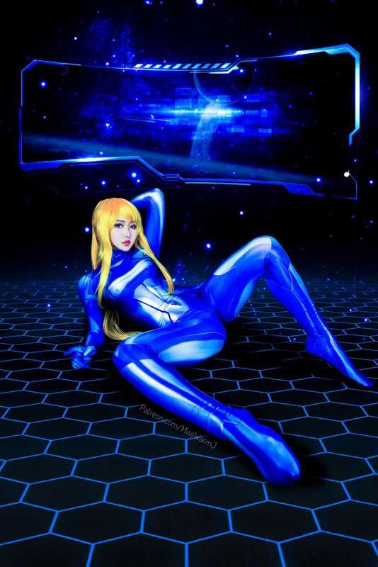 Samus Aran cosplay for December 