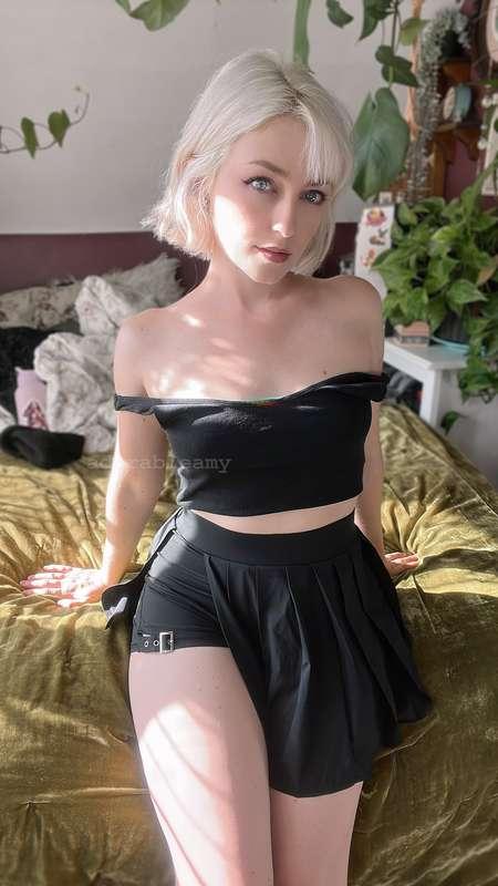 look, new skirt!!