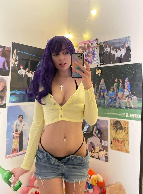 Tb to my misato cosplay what cosplays do u wanna see this ye..