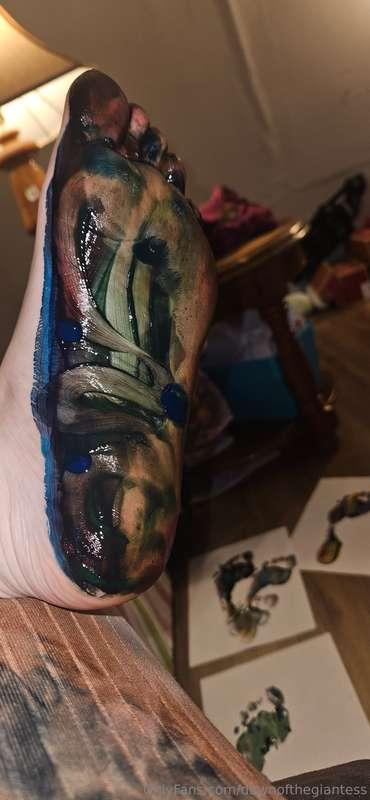 dawnofthegiantess image #0