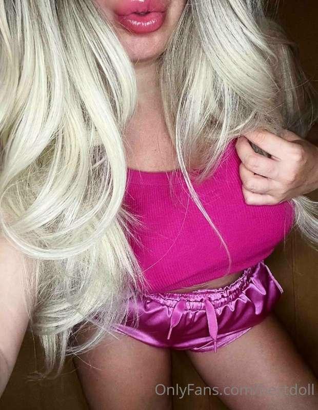 You wanna have a little fun with me right now?