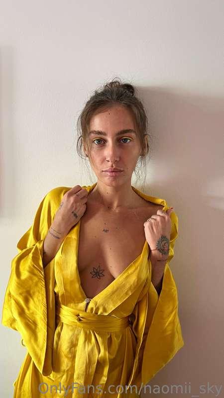 Come undress me 🥵🥵