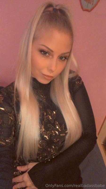 Ein paar Fotos von der Weihnachtsfeier ☺️ Wie gefällt euch m..