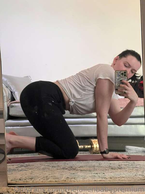 I did it. My booty feels pumped! (swipe to see it)🍑😌💦