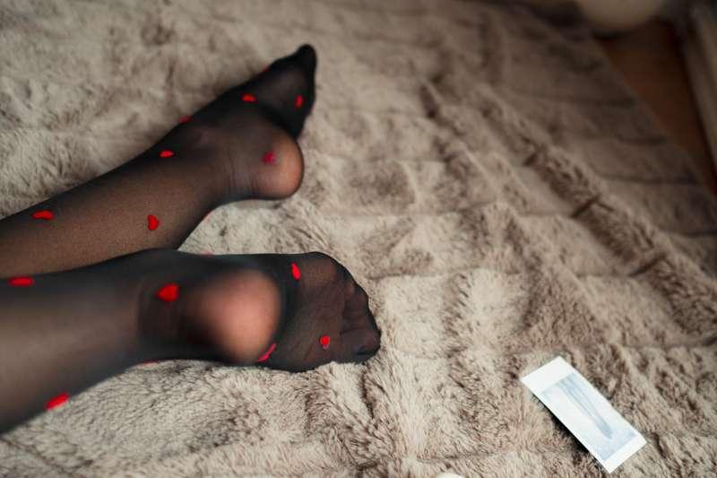 sexy-feet-in-stockings image #14