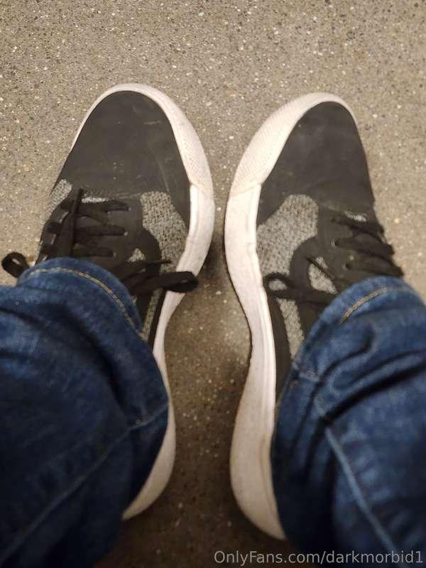These have seen better days. About time for a new pair. Thes..