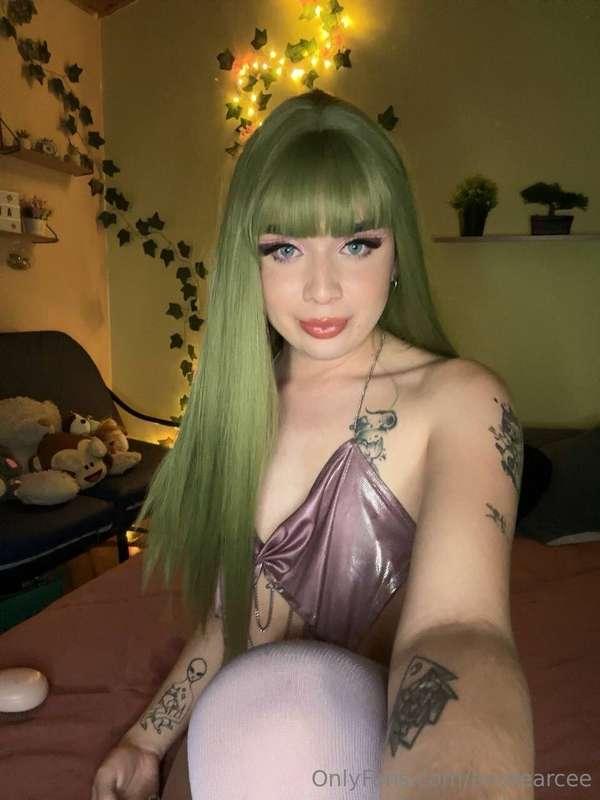 Do you like my new look? 🍀😍