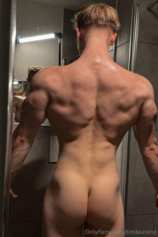 Front or back…?😏