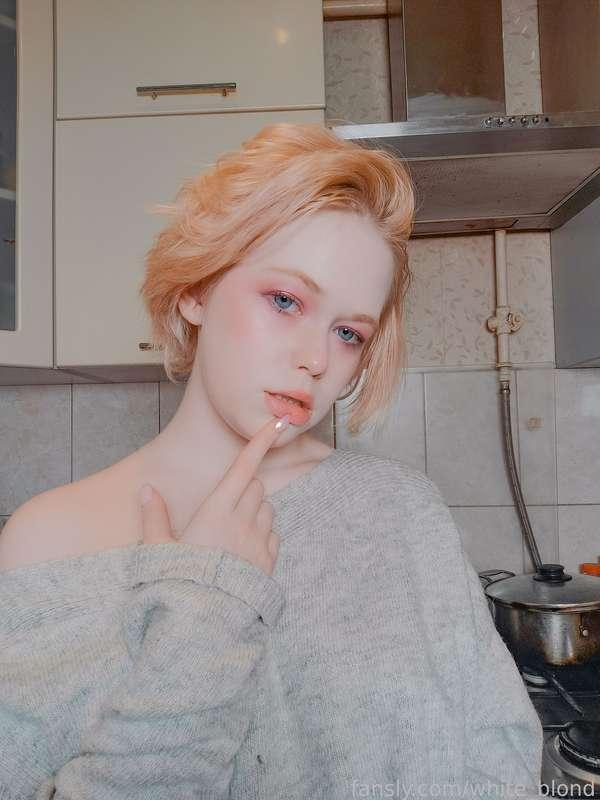 white_blond image #2