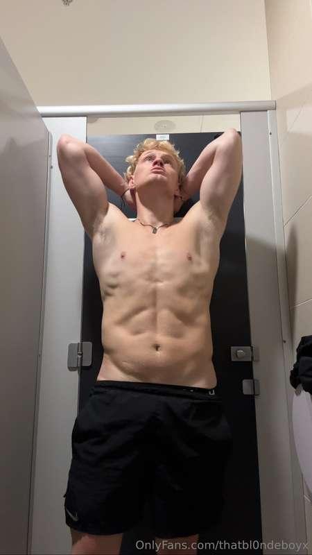 Imagine sucking my big veiny cock while I hit this pose ;)